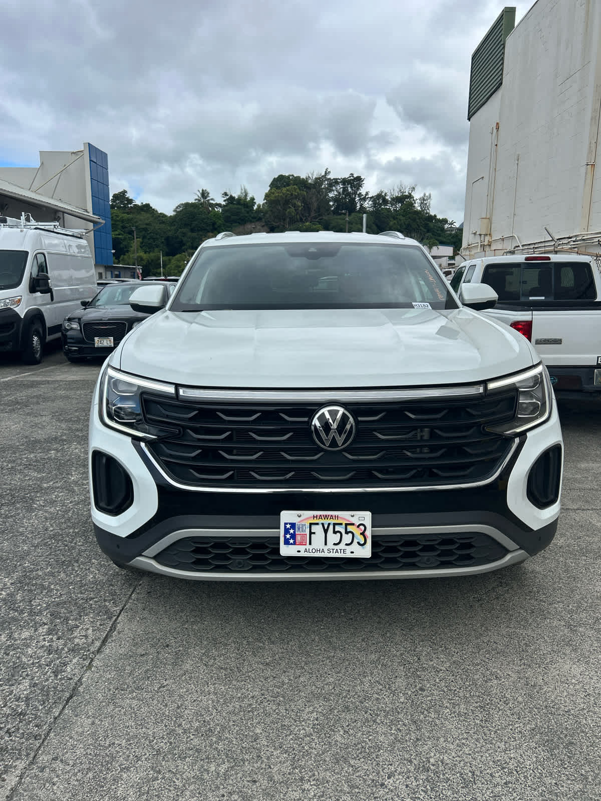 2025 Volkswagen Atlas Cross Sport 2.0T SE w/Technology
