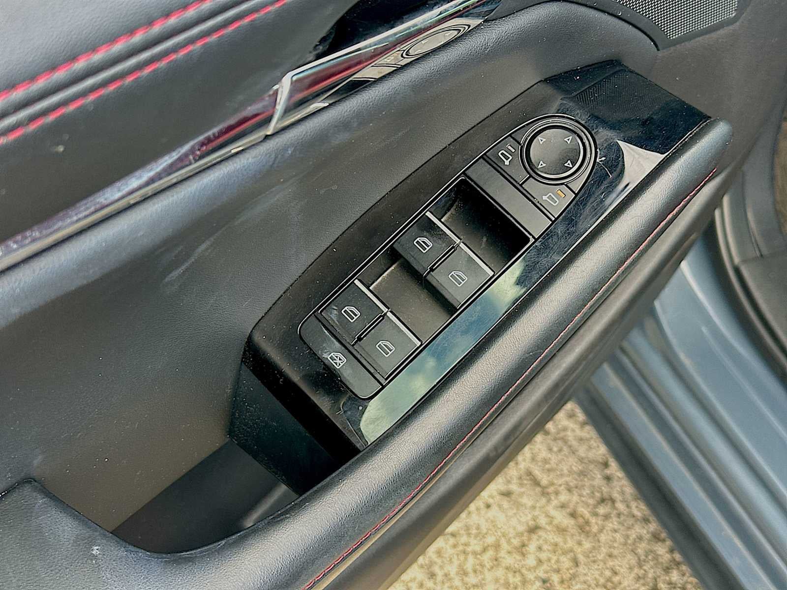 2025 Mazda Mazda3 Sedan 2.5 S Carbon Edition