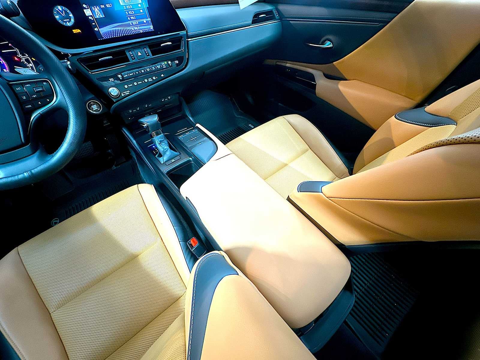 2022 Lexus ES ES 350