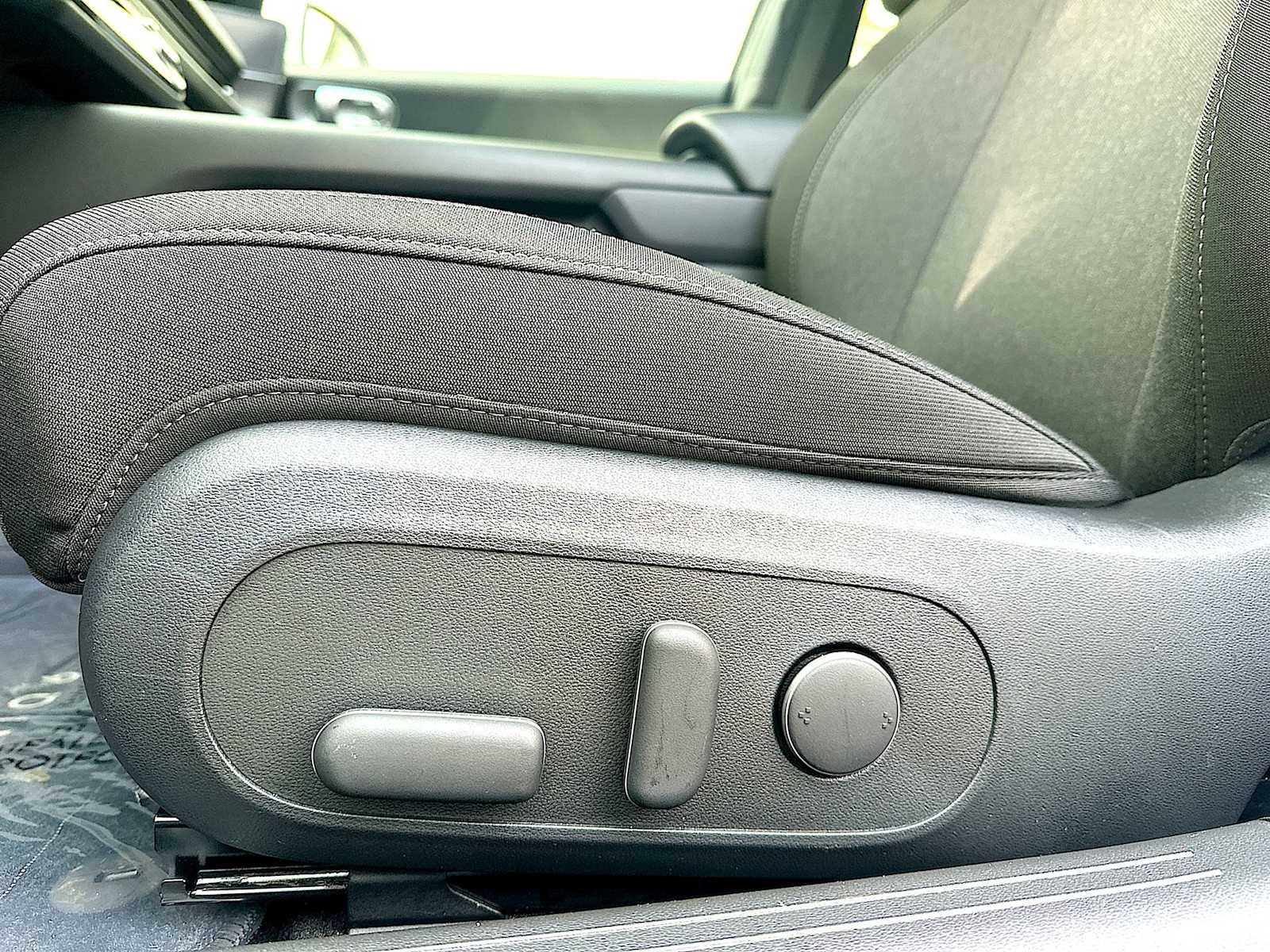 2025 Hyundai IONIQ 6 SE