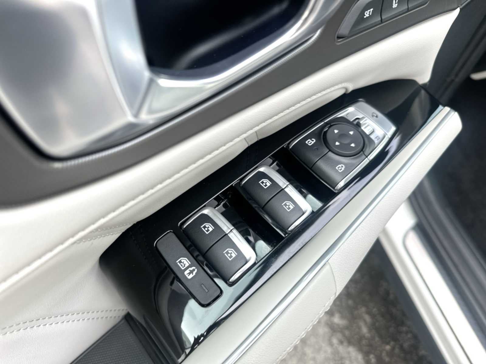 2025 Kia Sorento Plug-In Hybrid SX Prestige