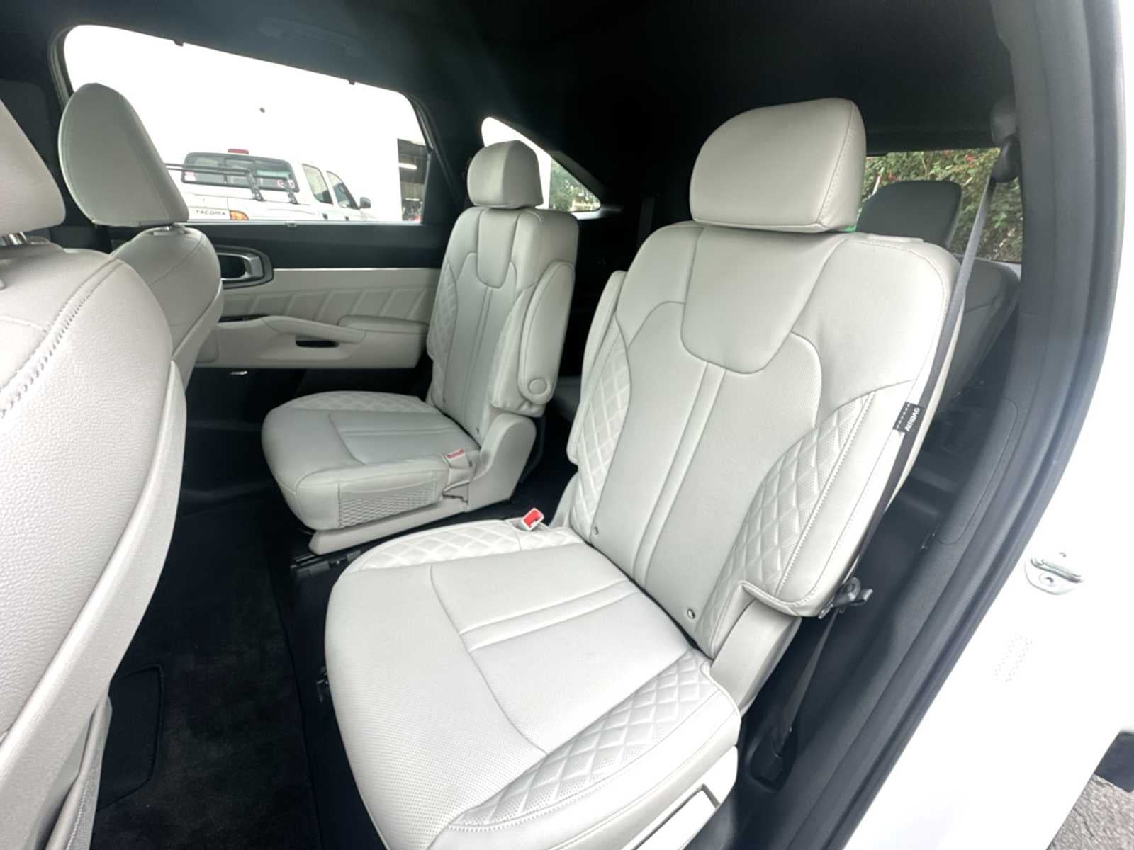 2025 Kia Sorento Plug-In Hybrid SX Prestige