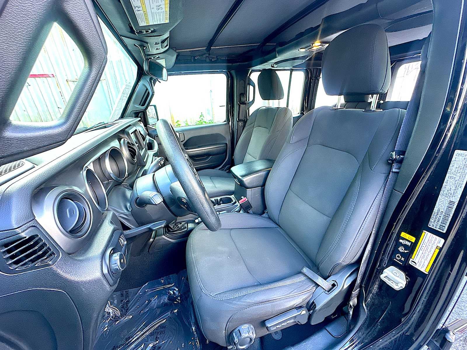 2023 Jeep Wrangler 4-Door Sport 4x4