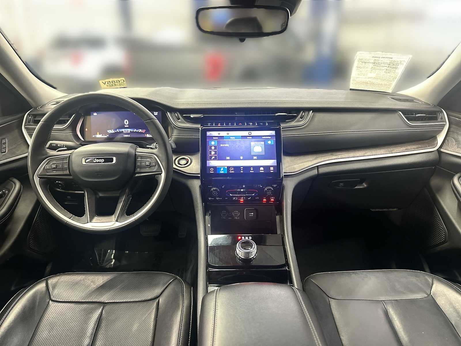 2023 Jeep Grand Cherokee Limited 4x2