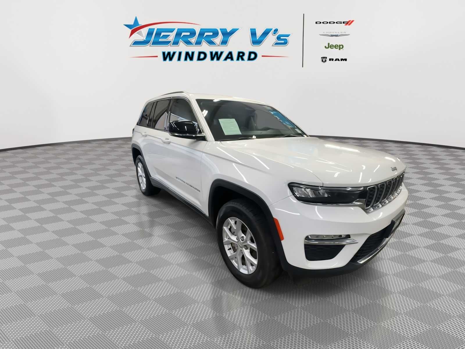 2023 Jeep Grand Cherokee Limited 4x2