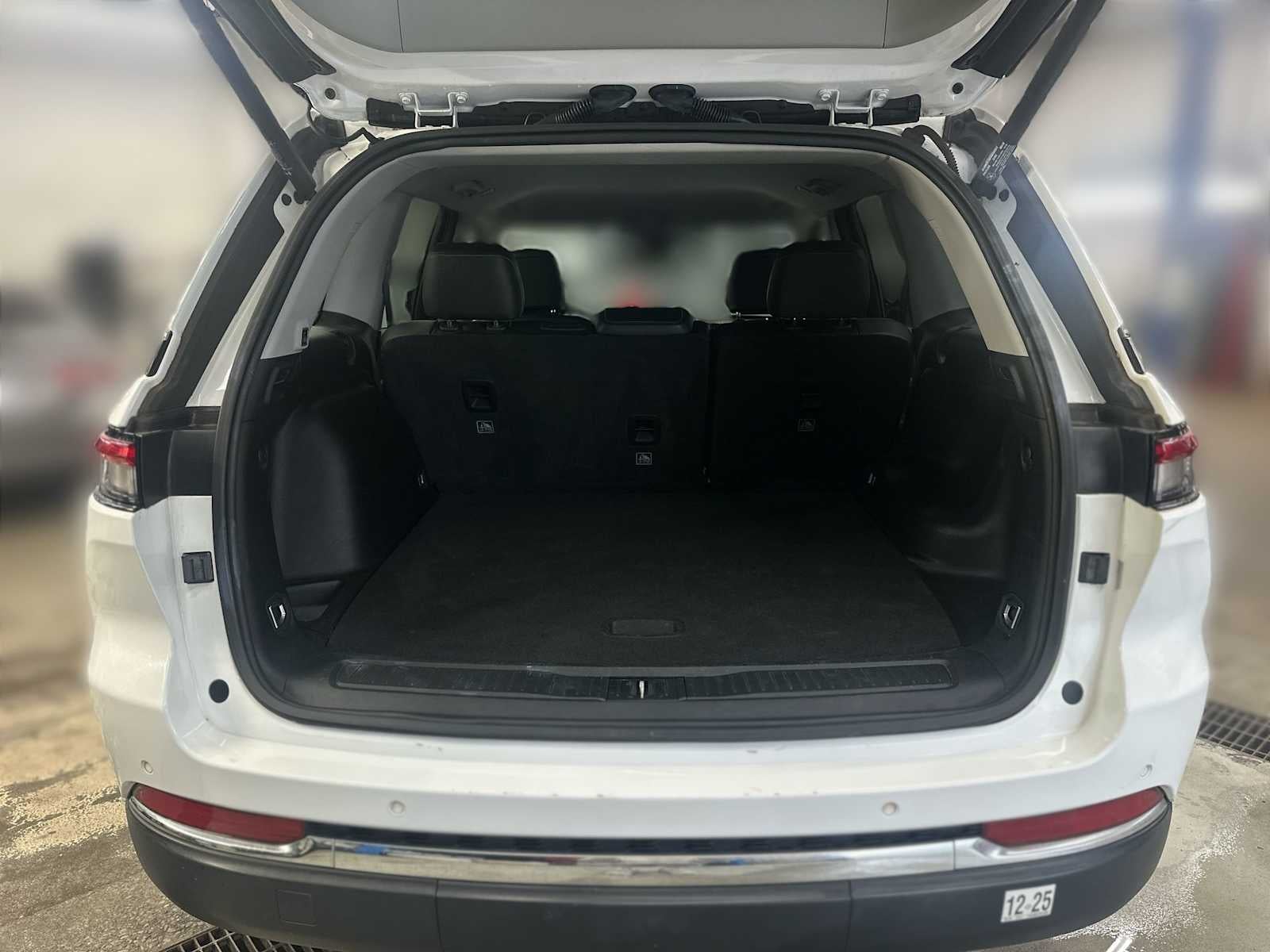 2023 Jeep Grand Cherokee Limited 4x2