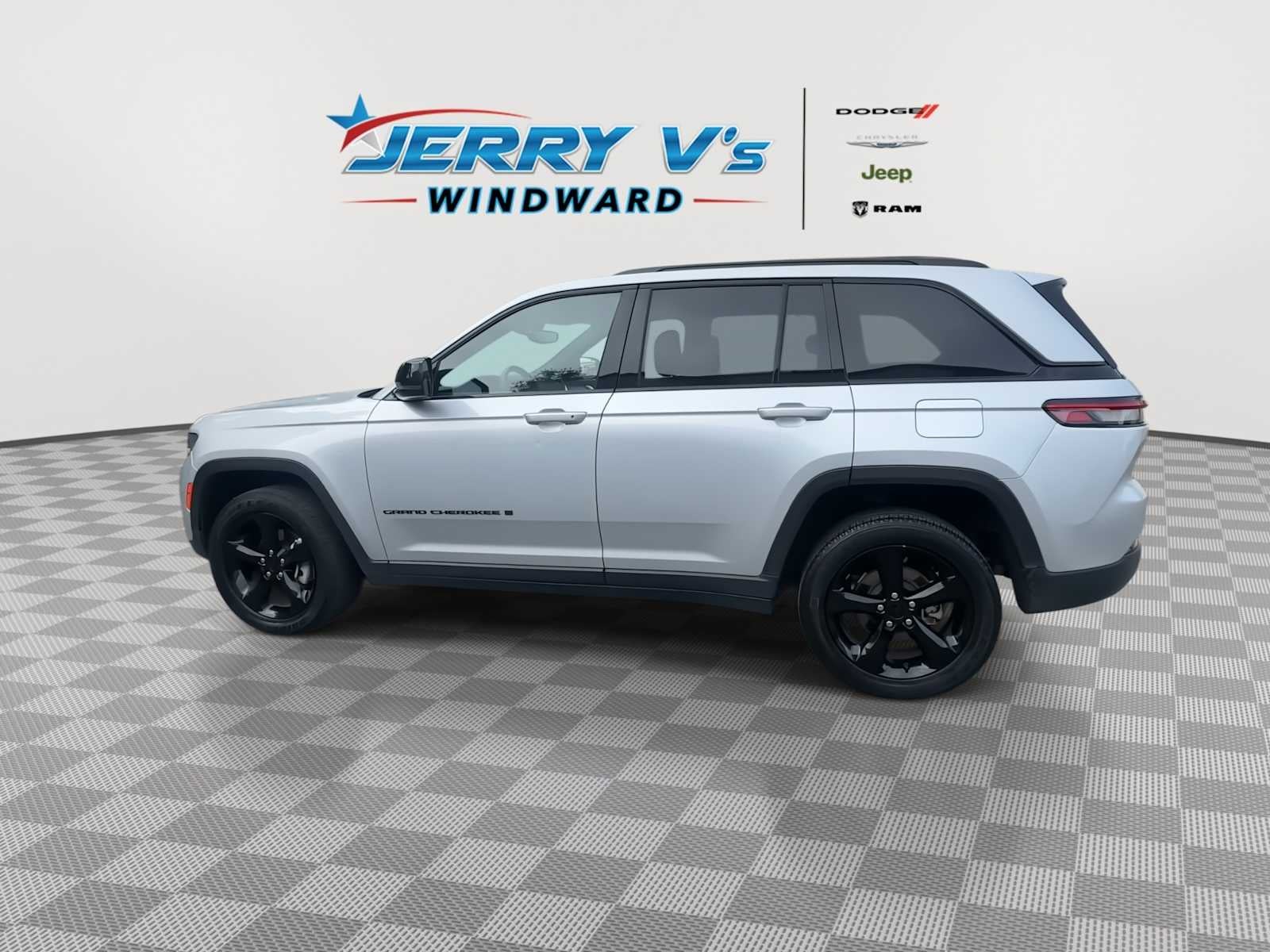 2023 Jeep Grand Cherokee Altitude 4x4