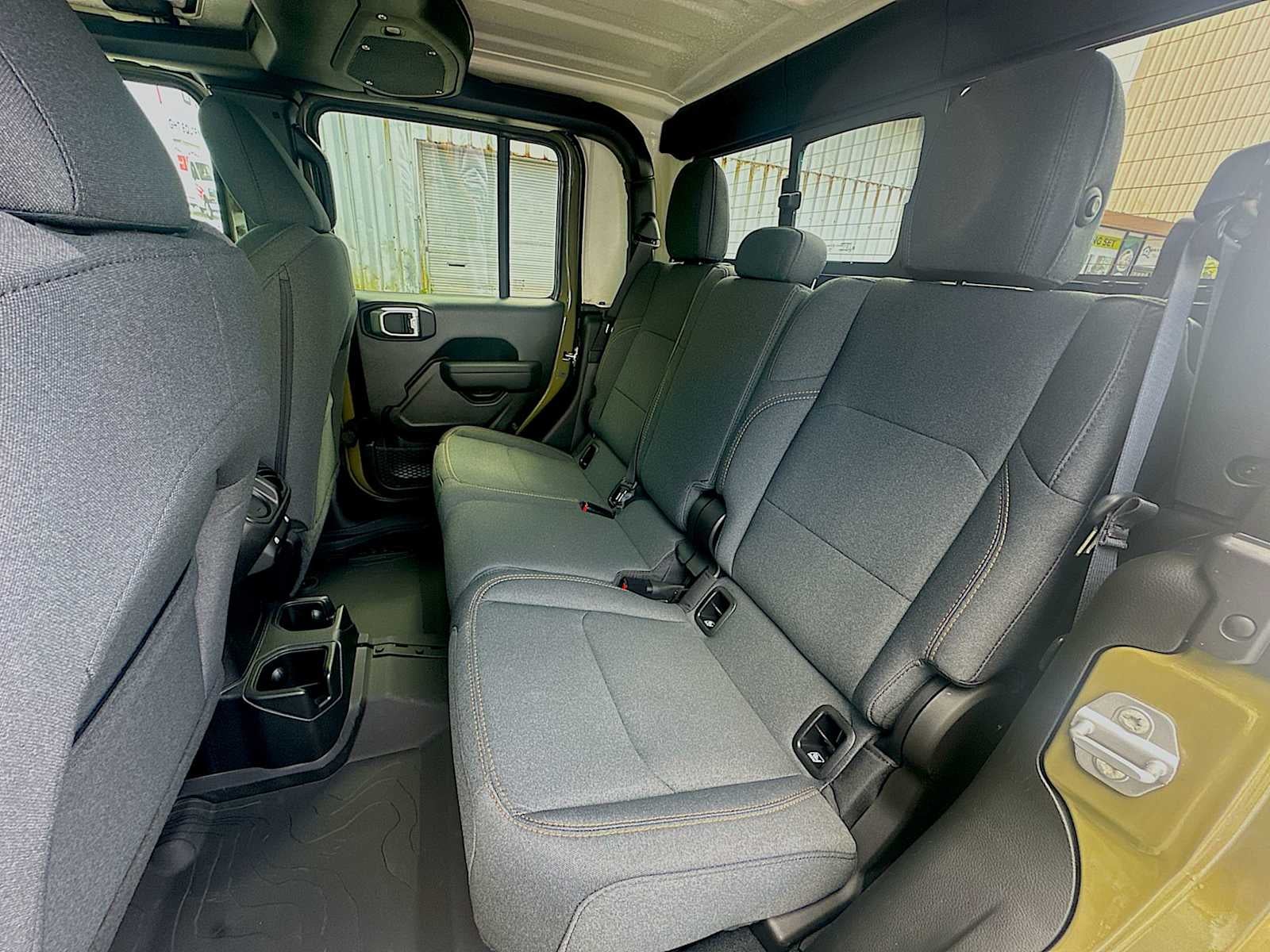 2026 Jeep Gladiator GLADIATOR SPORT S 4X4