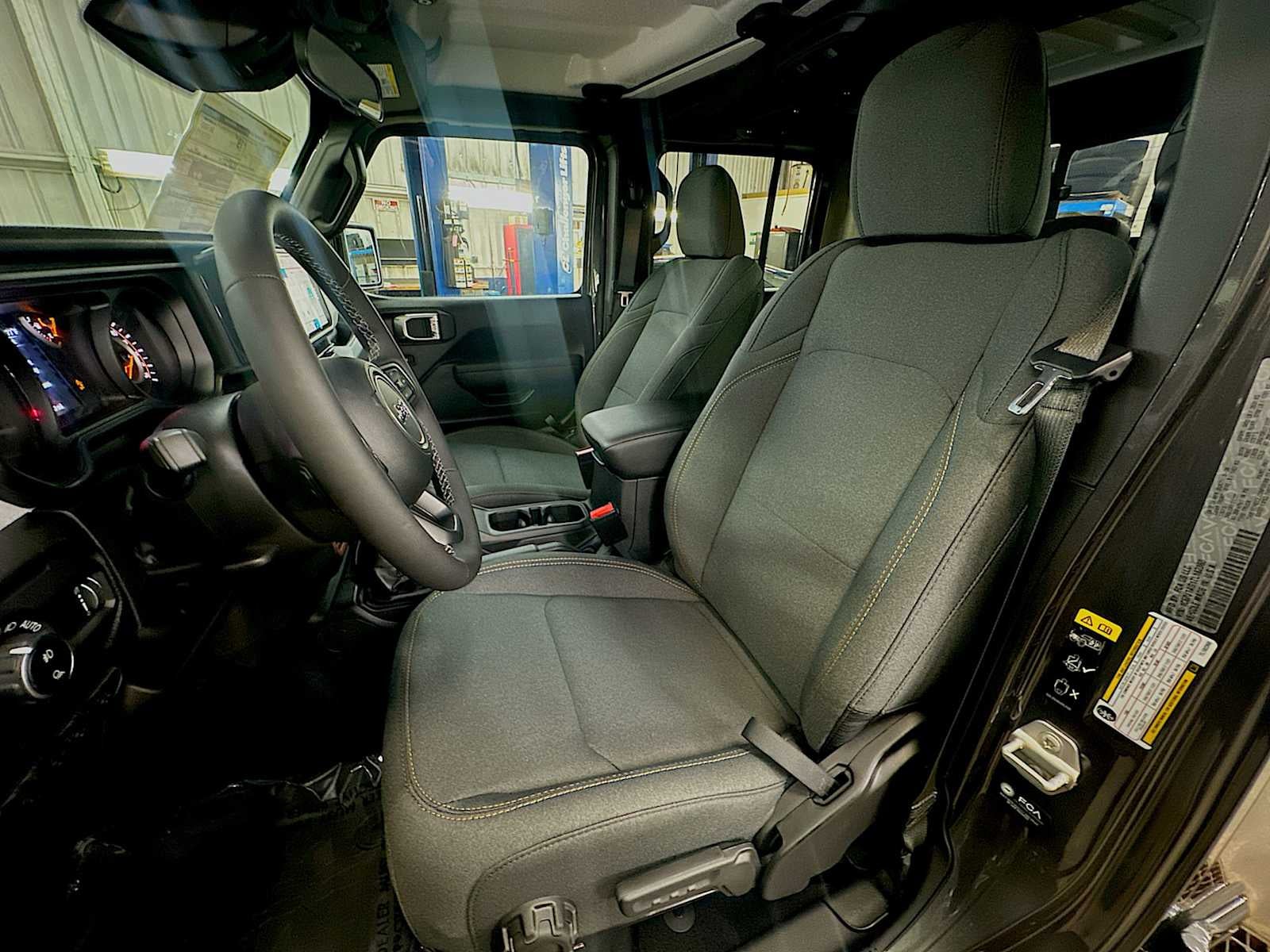 2026 Jeep Gladiator GLADIATOR SPORT S 4X4