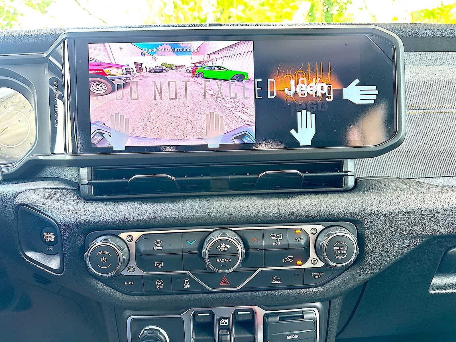 2026 Jeep Gladiator GLADIATOR SPORT S 4X4