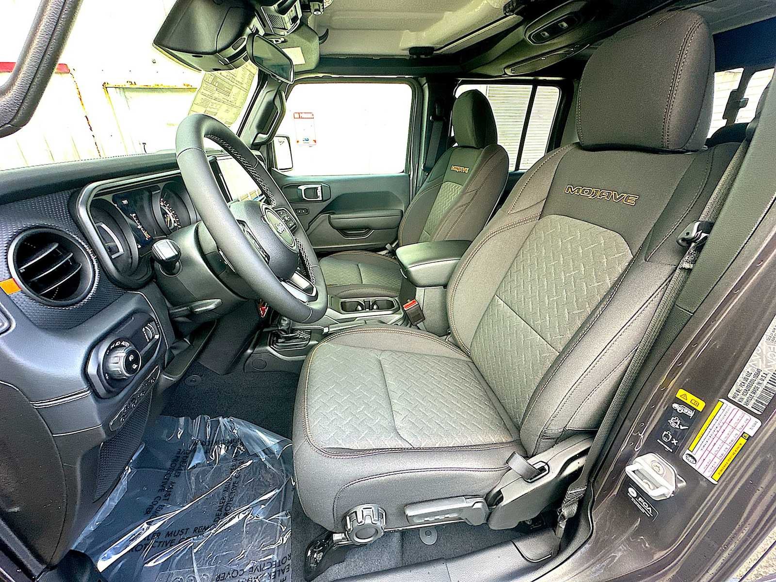 2026 Jeep Gladiator GLADIATOR MOJAVE 4X4