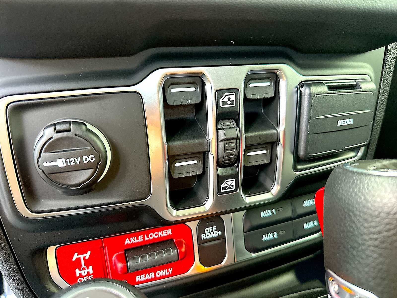 2026 Jeep Gladiator GLADIATOR MOJAVE 4X4