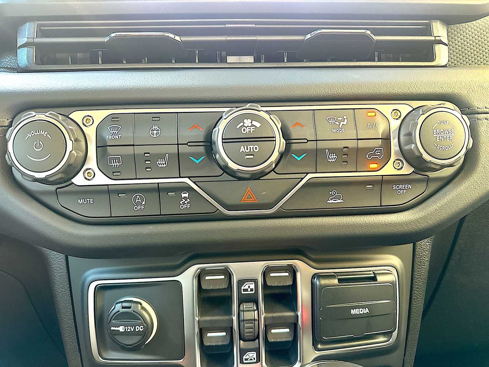 2026 Jeep Gladiator GLADIATOR MOJAVE 4X4