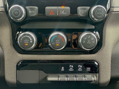 2026 RAM Ram 1500 RAM 1500 TRADESMAN CREW CAB 4X2 5'7' BOX