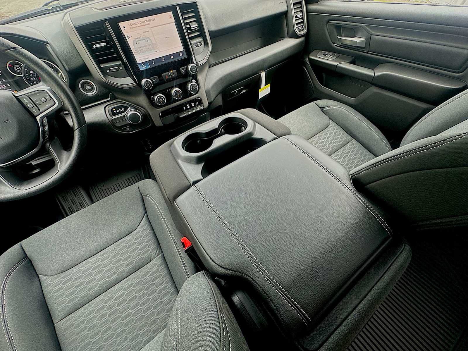 2026 RAM Ram 1500 RAM 1500 TRADESMAN CREW CAB 4X2 5'7' BOX