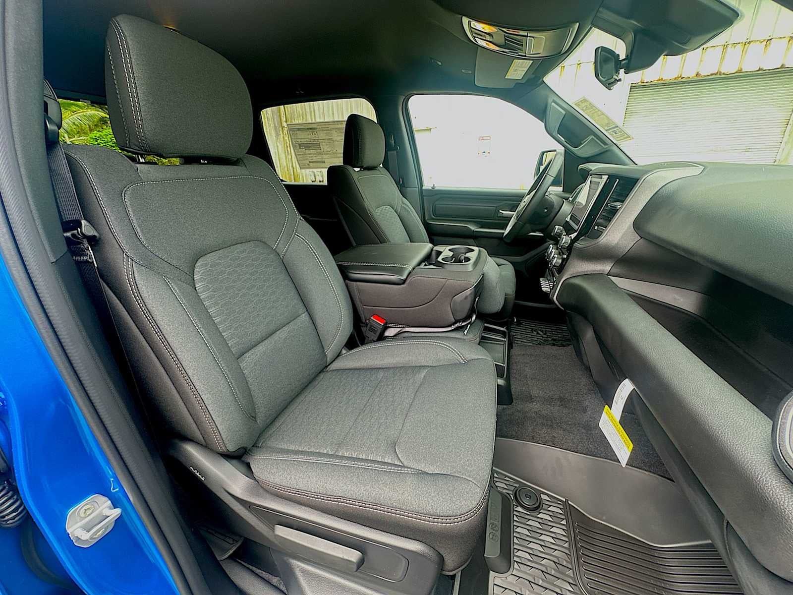 2026 RAM Ram 1500 RAM 1500 TRADESMAN CREW CAB 4X2 5'7' BOX