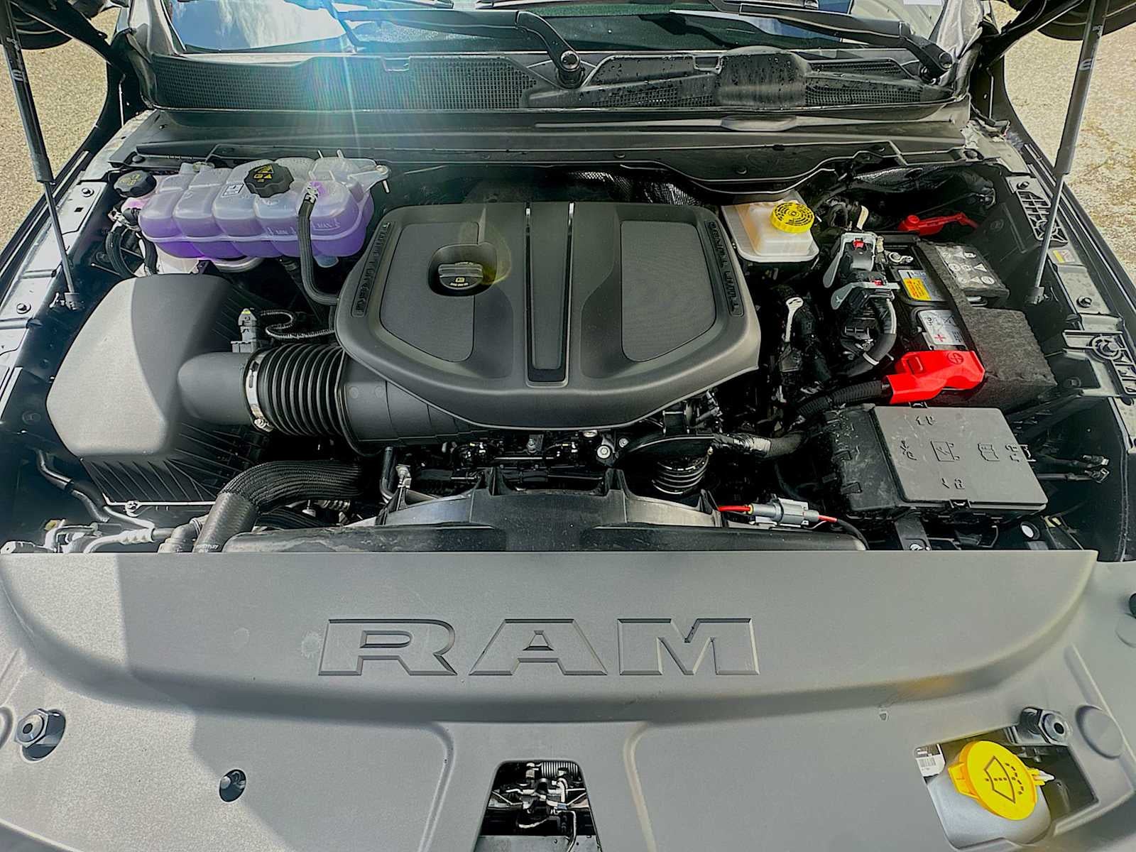 2026 RAM Ram 1500 RAM 1500 RHO CREW CAB 4X4 5'7' BOX