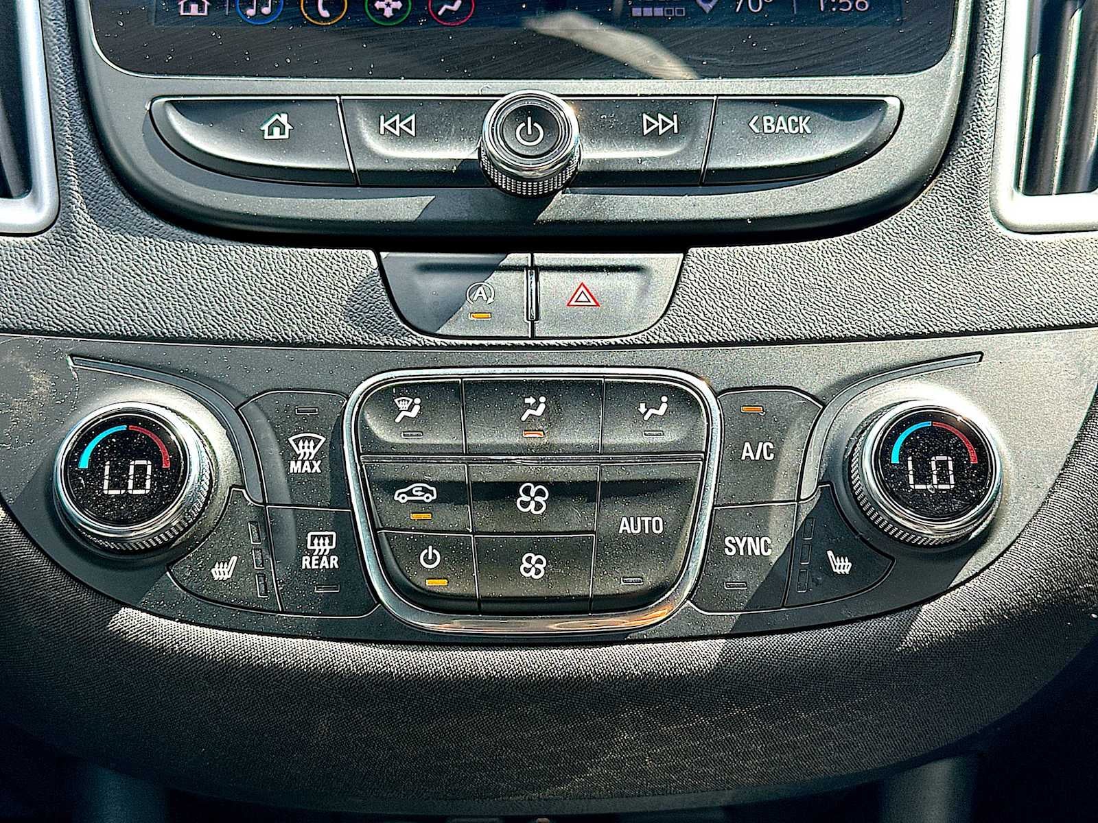 2022 Chevrolet Malibu FWD LT