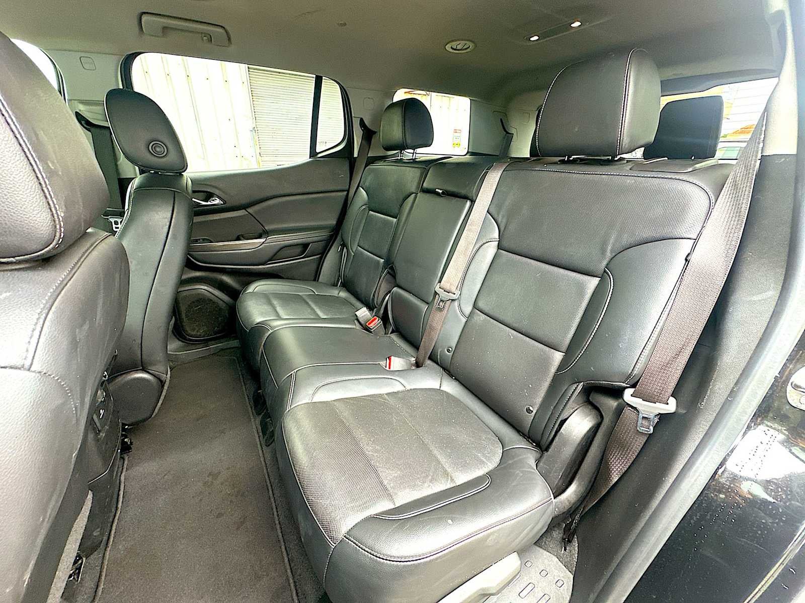 2023 GMC Acadia FWD SLT