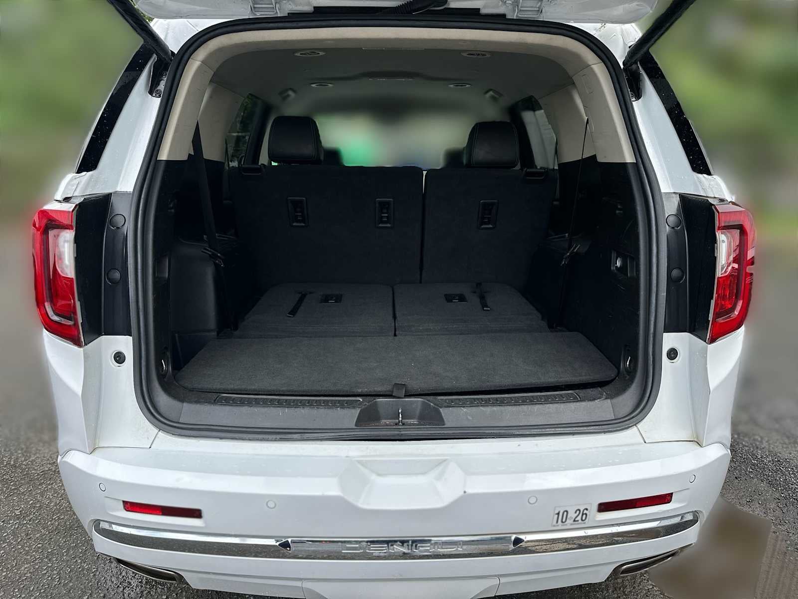 2023 GMC Acadia FWD Denali