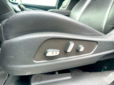 2023 Cadillac XT5 FWD Premium Luxury