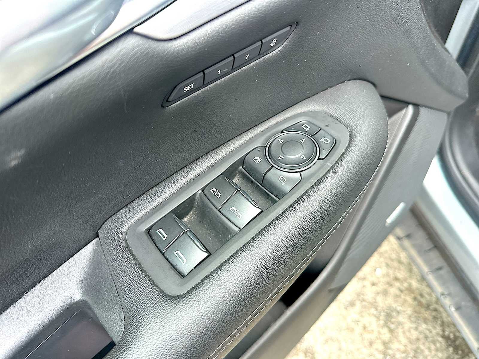 2023 Cadillac XT5 FWD Premium Luxury