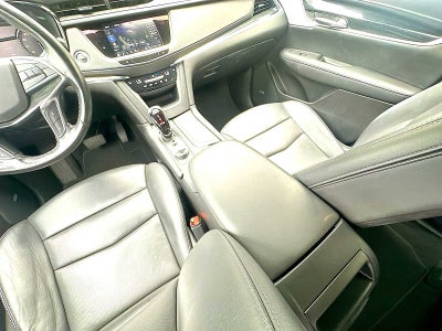 2023 Cadillac XT5 FWD Premium Luxury