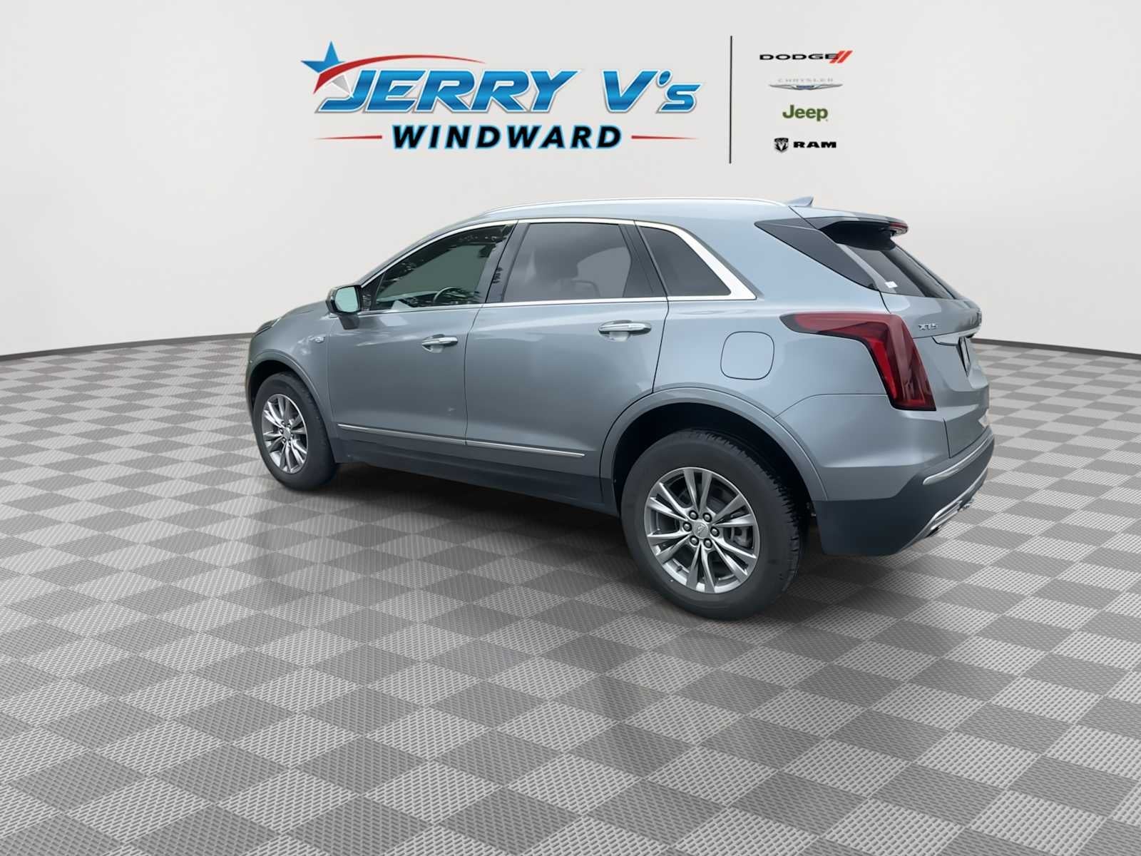 2023 Cadillac XT5 FWD Premium Luxury