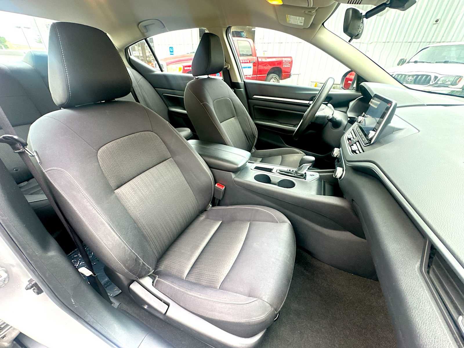 2022 Nissan Altima SV FWD