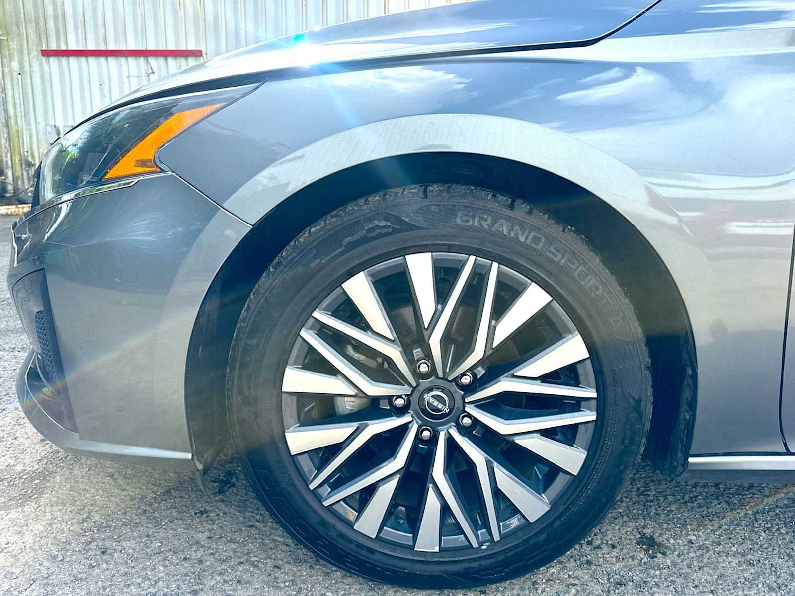 2023 Nissan Altima SV FWD