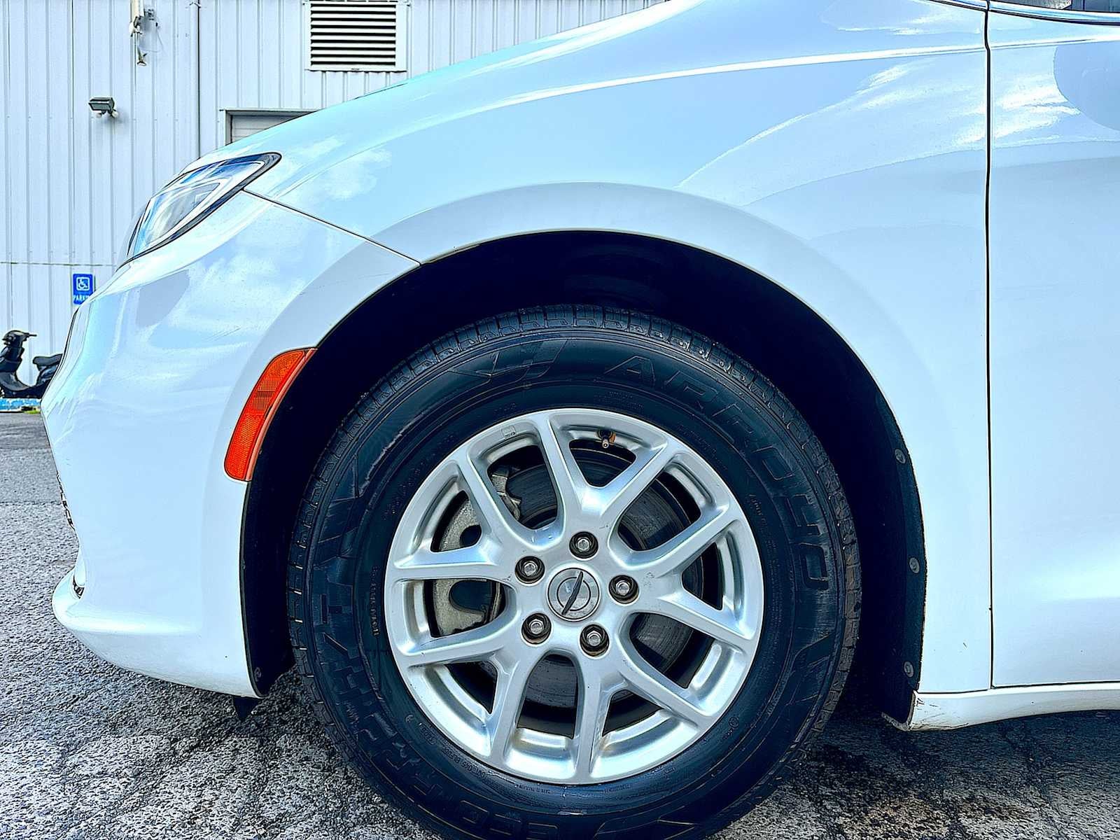 2022 Chrysler Pacifica Touring L