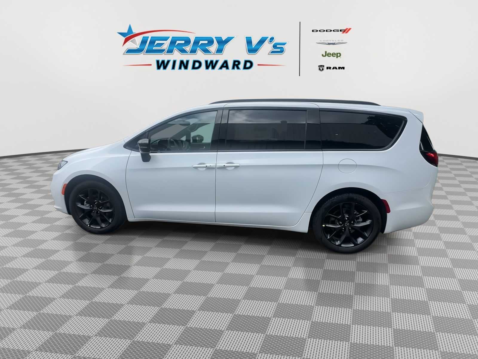 2026 Chrysler Pacifica PACIFICA SELECT