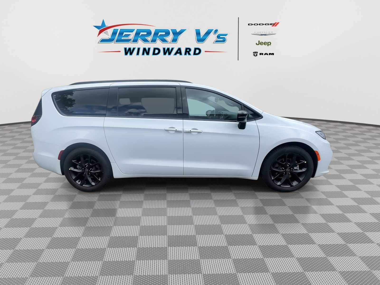 2026 Chrysler Pacifica PACIFICA SELECT