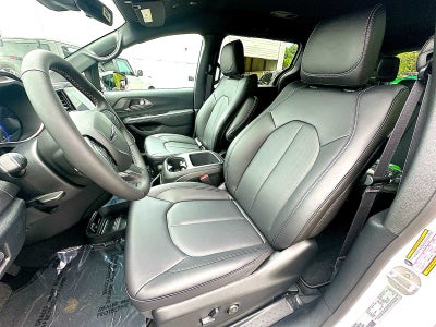 2026 Chrysler Voyager VOYAGER LX