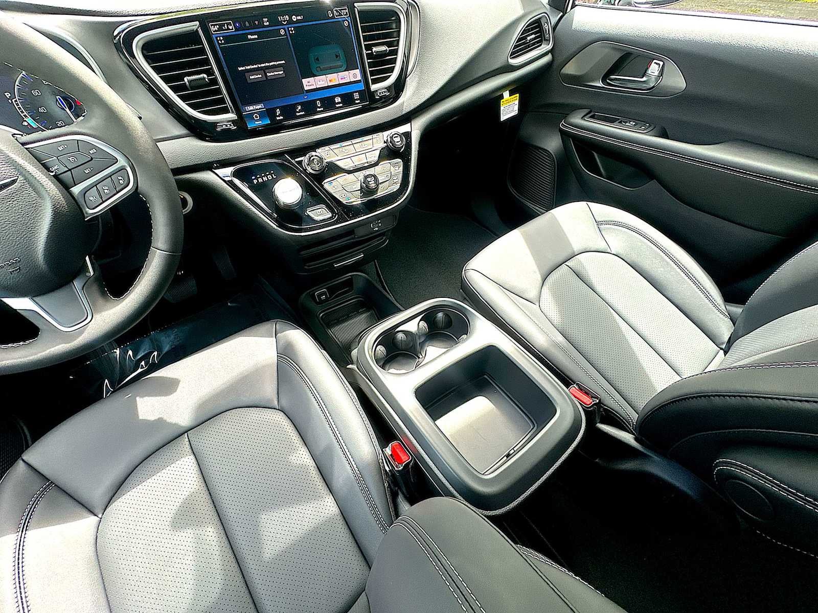 2026 Chrysler Voyager VOYAGER LX