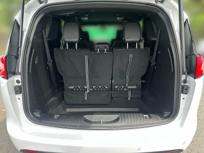 2026 Chrysler Voyager VOYAGER LX