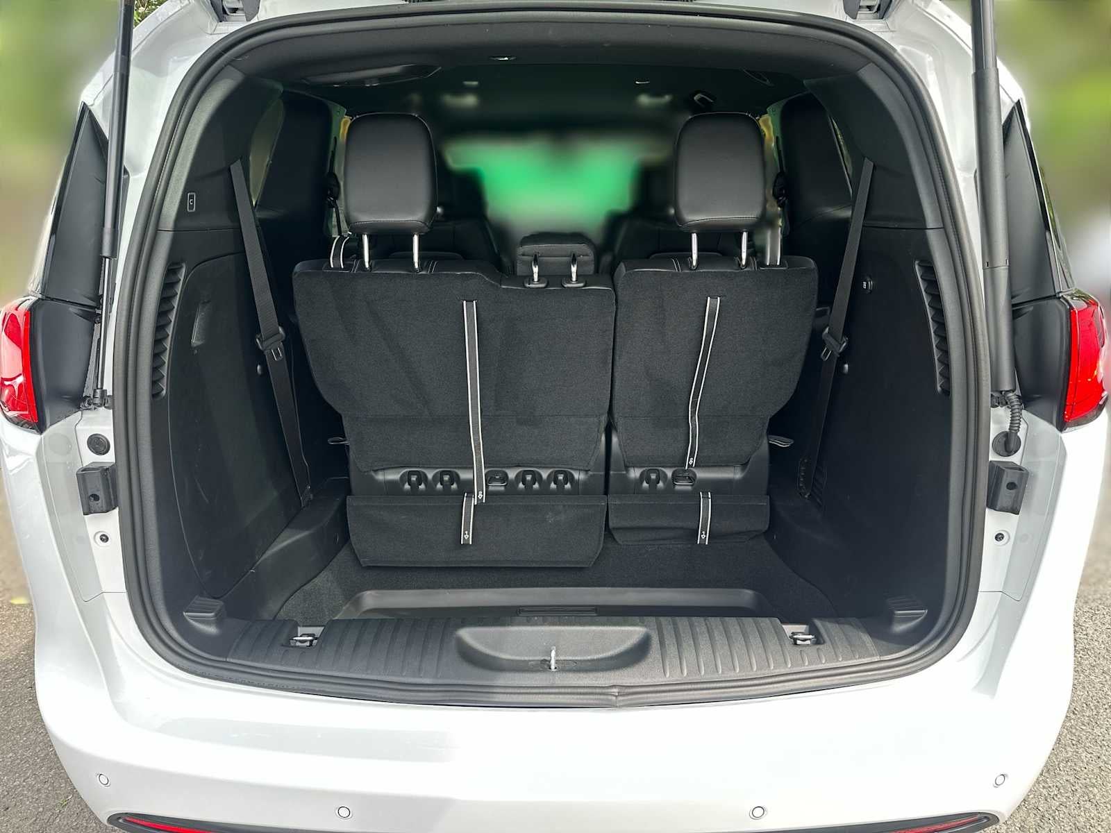 2026 Chrysler Voyager VOYAGER LX