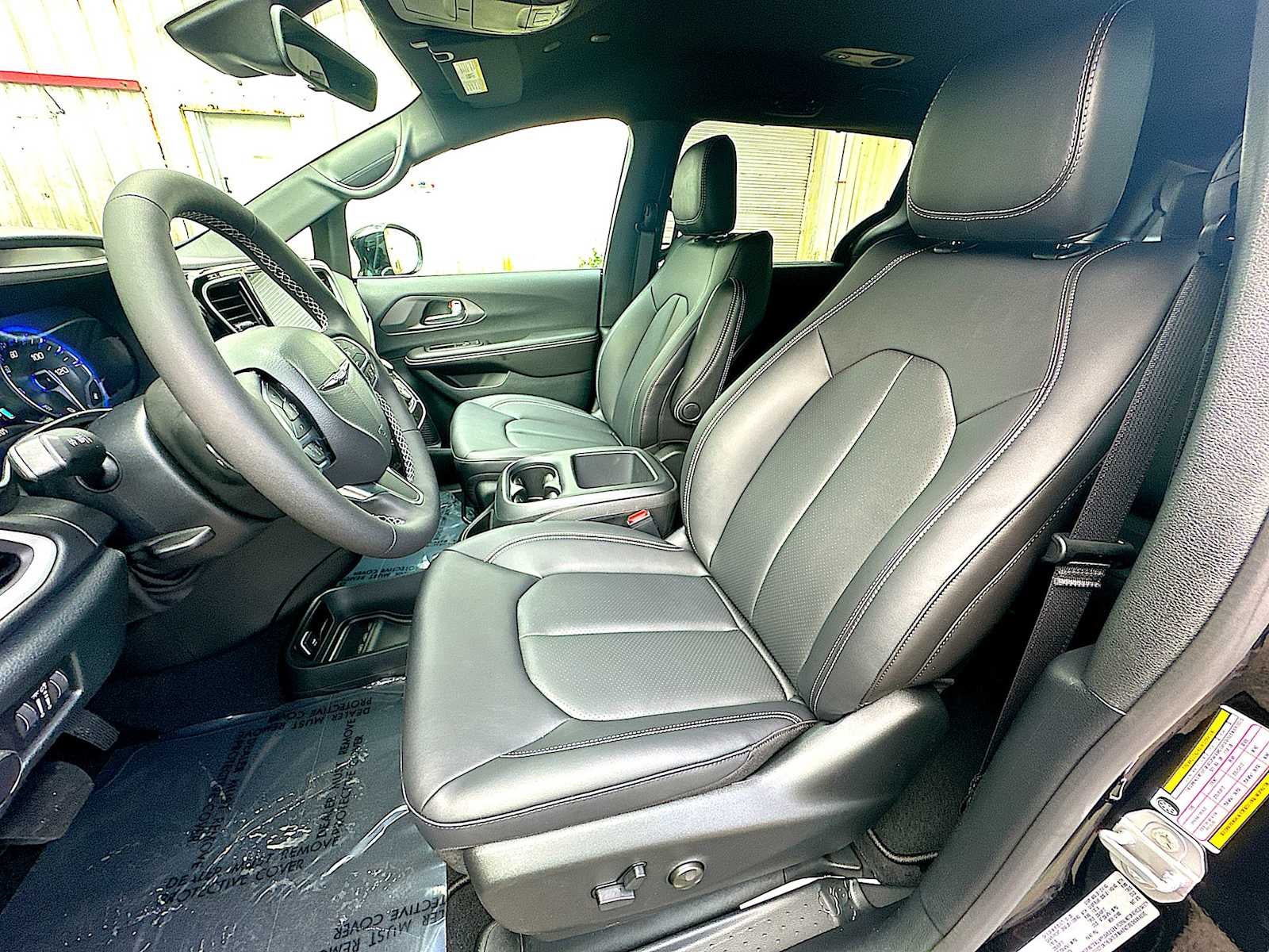 2026 Chrysler Voyager VOYAGER LX