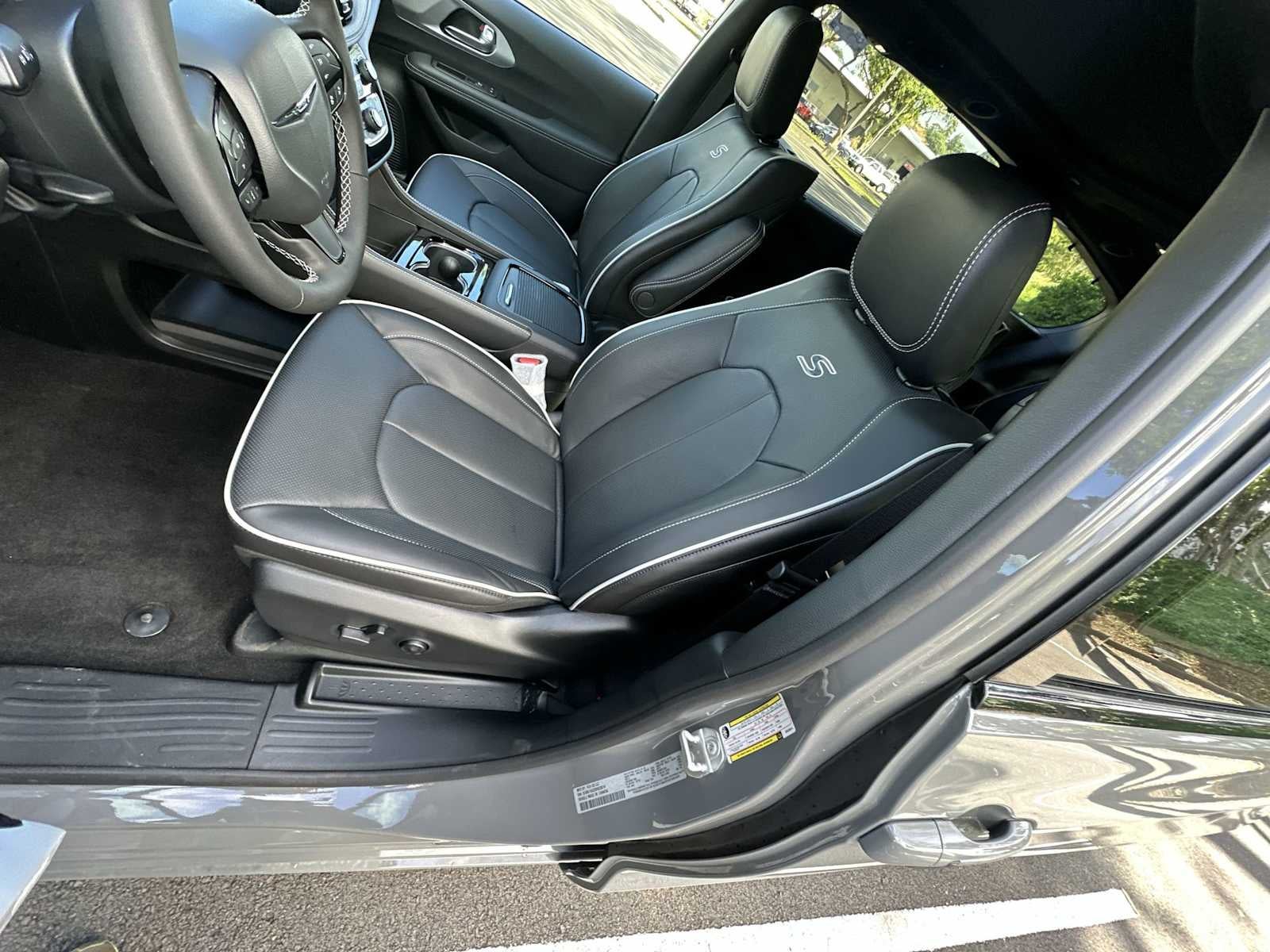 2025 Chrysler Pacifica PACIFICA LIMITED