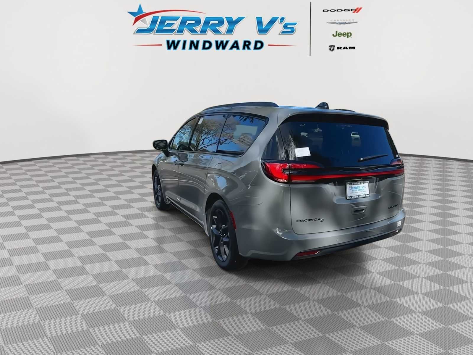 2025 Chrysler Pacifica PACIFICA LIMITED