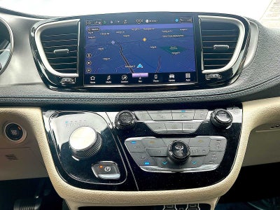 2021 Chrysler Pacifica Hybrid Touring L