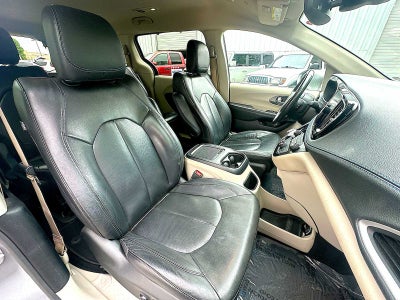 2021 Chrysler Pacifica Hybrid Touring L