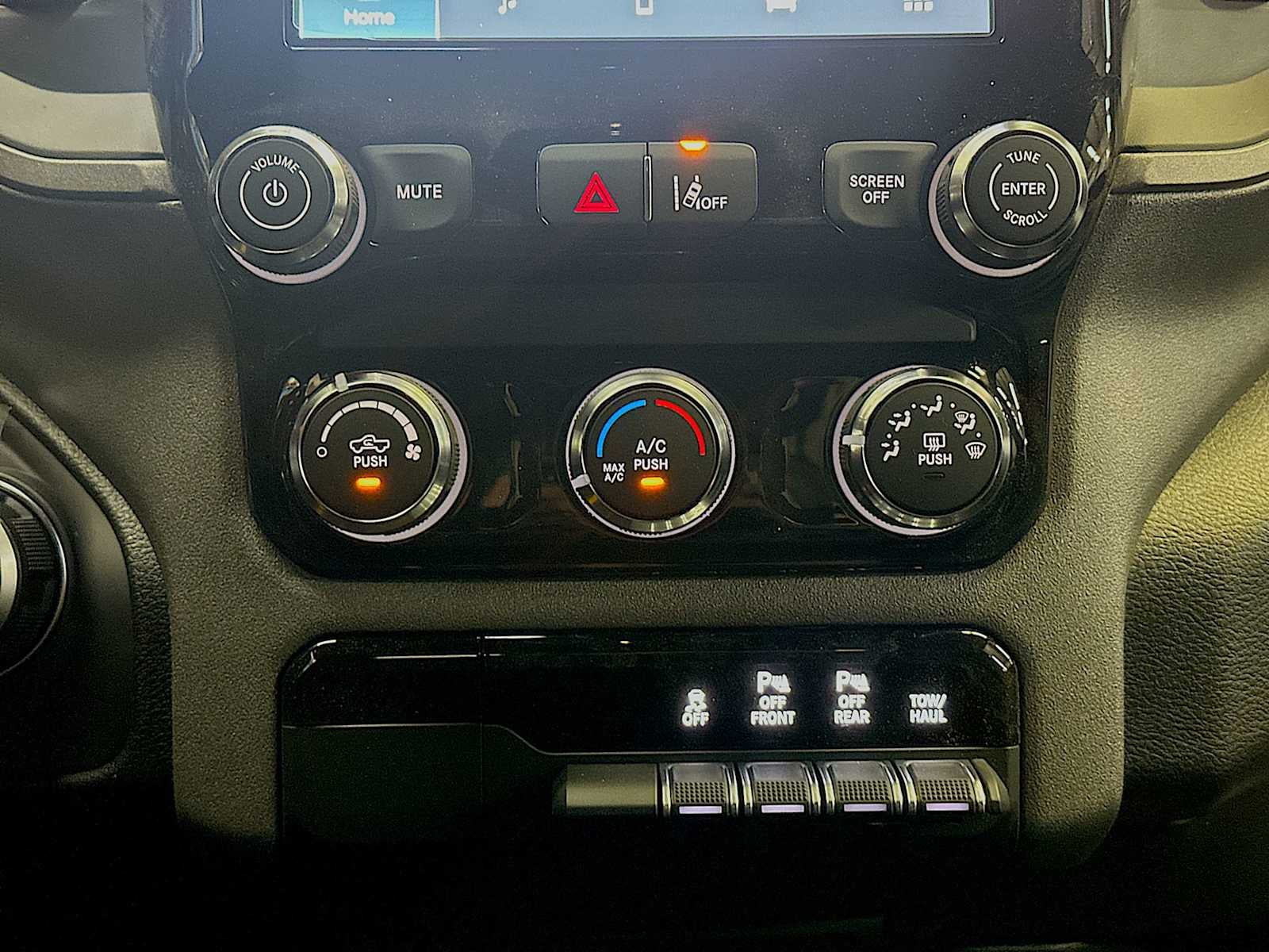2026 RAM Ram 1500 RAM 1500 TRADESMAN CREW CAB 4X2 5'7' BOX