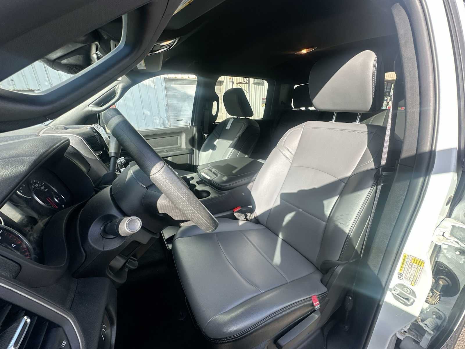 2025 RAM Ram 2500 RAM 2500 TRADESMAN CREW CAB 4X4 6'4' BOX