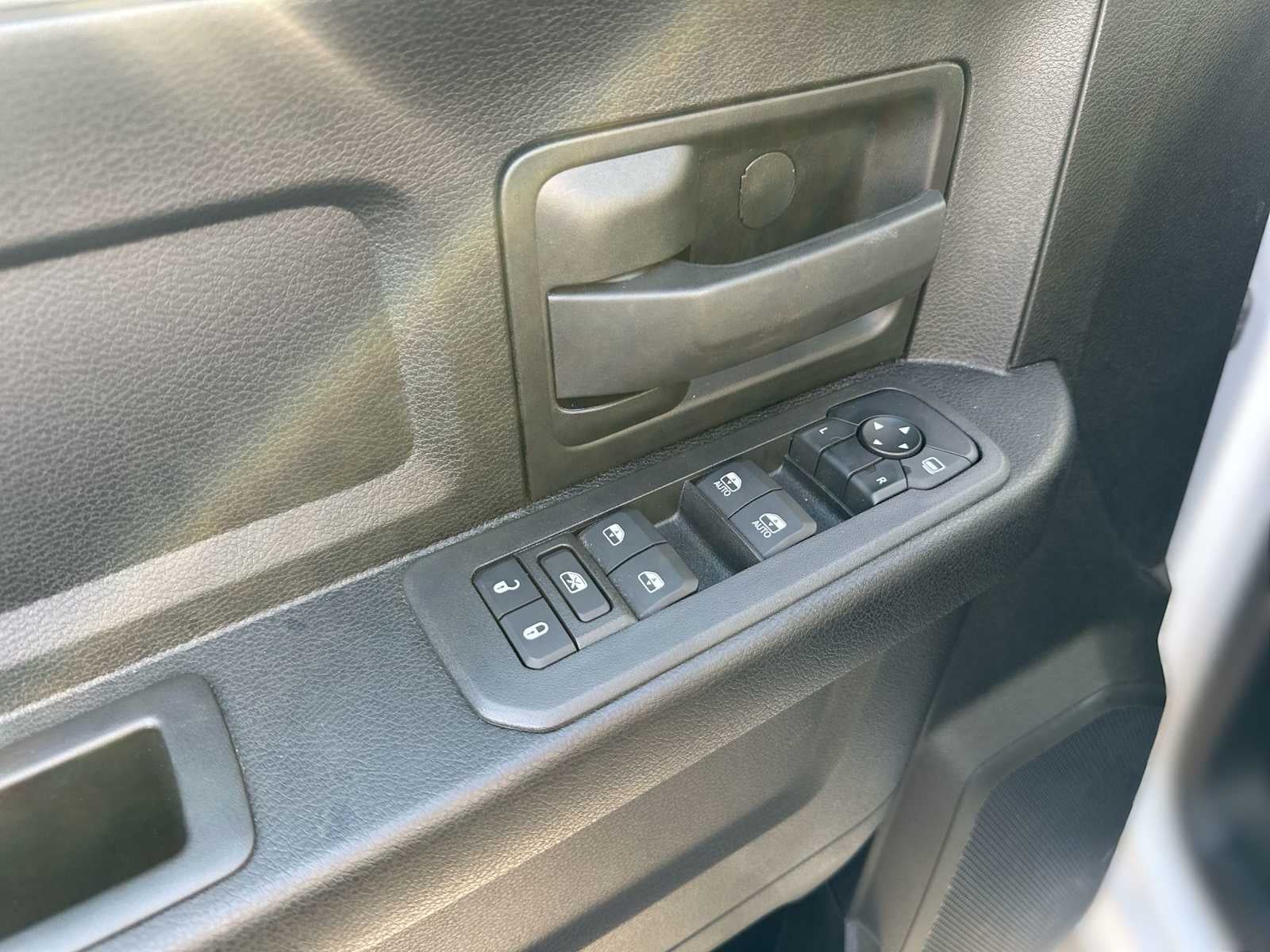 2025 RAM Ram 2500 RAM 2500 TRADESMAN CREW CAB 4X4 6'4' BOX