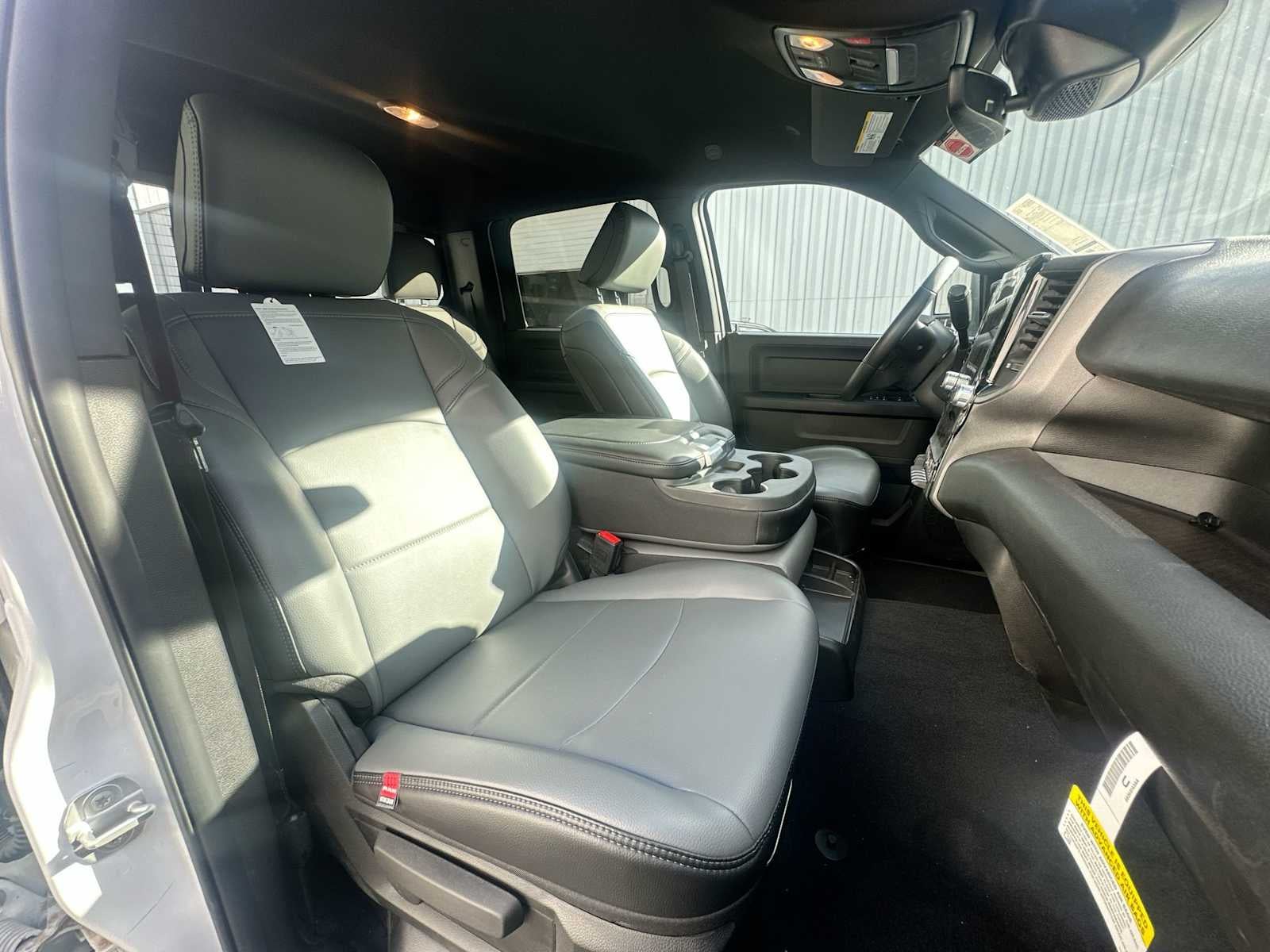 2025 RAM Ram 2500 RAM 2500 TRADESMAN CREW CAB 4X4 6'4' BOX