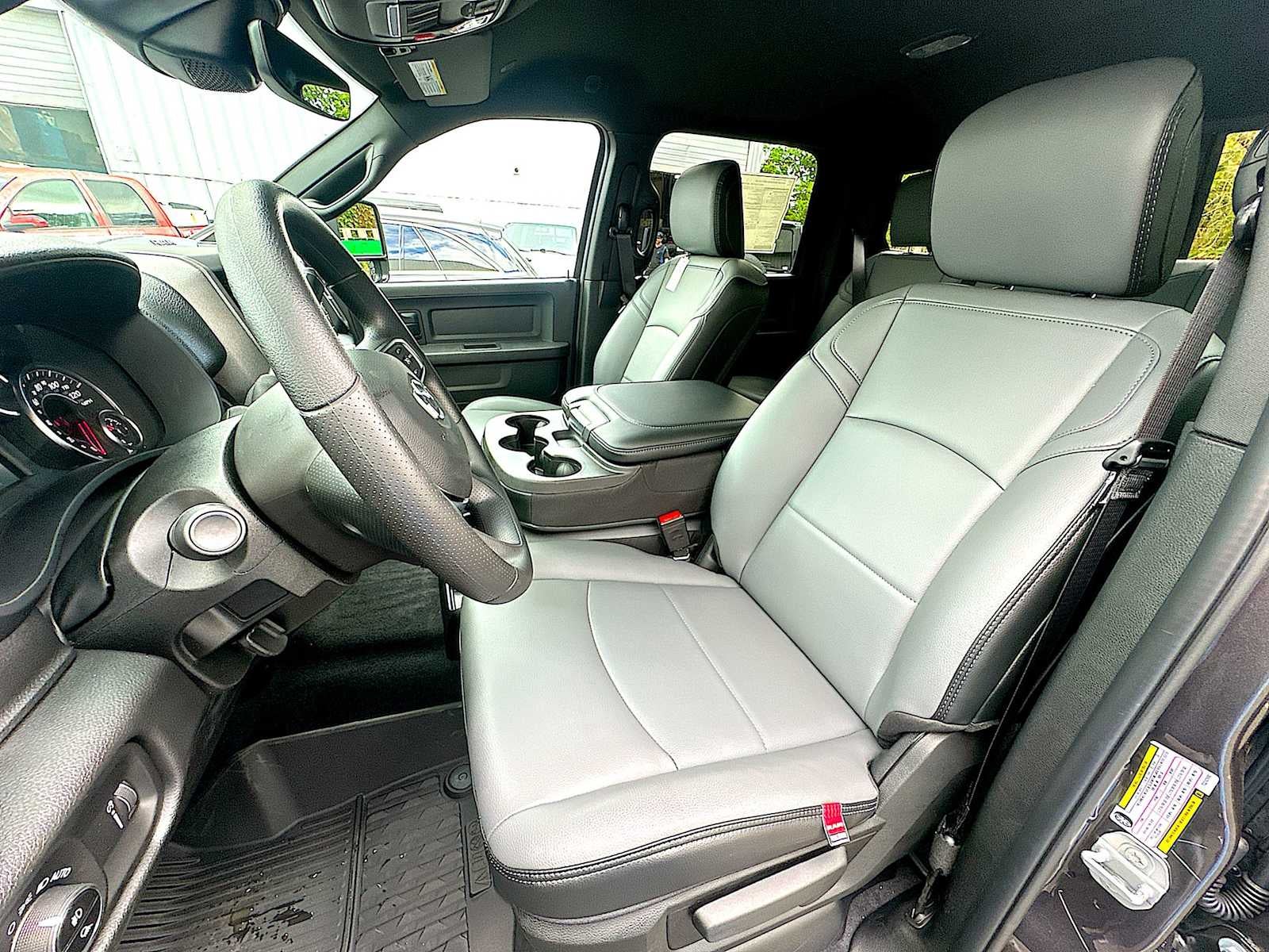 2026 RAM Ram 2500 RAM 2500 TRADESMAN CREW CAB 4X4 6'4' BOX