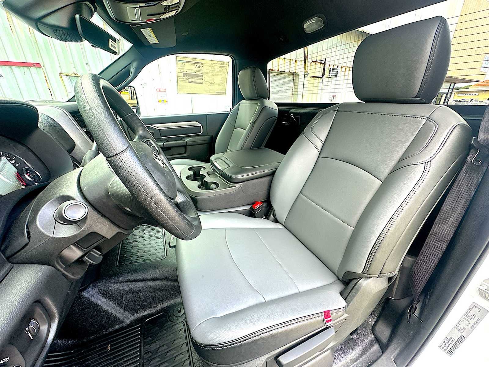 2026 RAM Ram 5500 Chassis Cab RAM 5500 TRADESMAN CHASSIS REGULAR CAB 4X2 84' CA