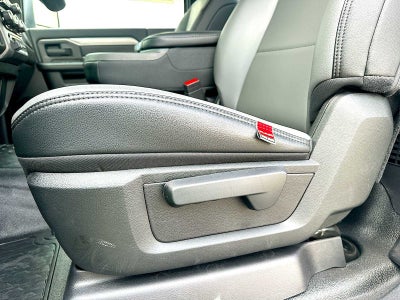 2026 RAM Ram 5500 Chassis Cab RAM 5500 TRADESMAN CHASSIS REGULAR CAB 4X2 84' CA