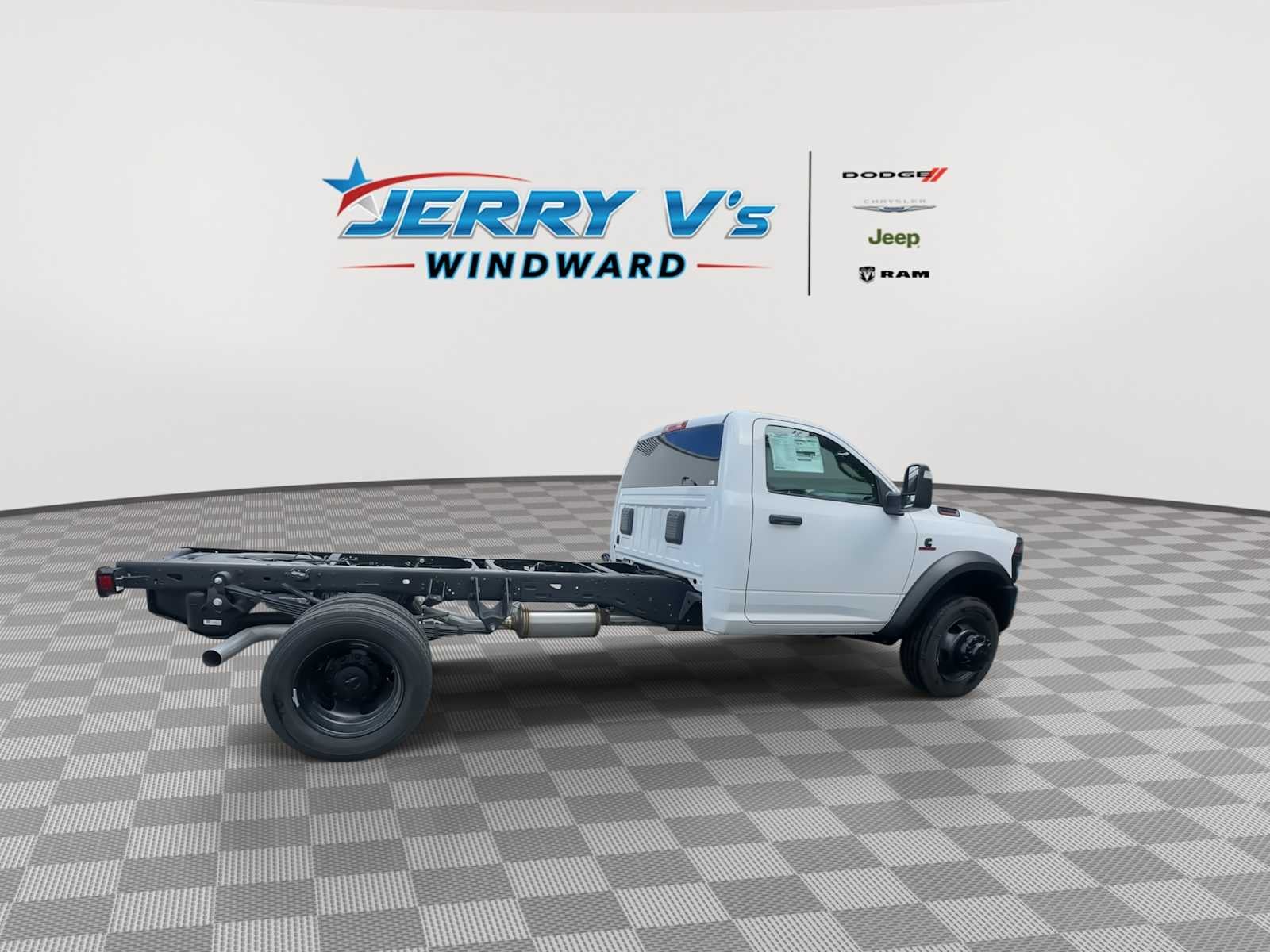 2026 RAM Ram 5500 Chassis Cab RAM 5500 TRADESMAN CHASSIS REGULAR CAB 4X2 84' CA